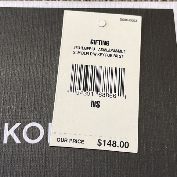 BNIB Michael Kors Slim Bifold Wallet & Keyfob Box Set - Picture 7 of 10